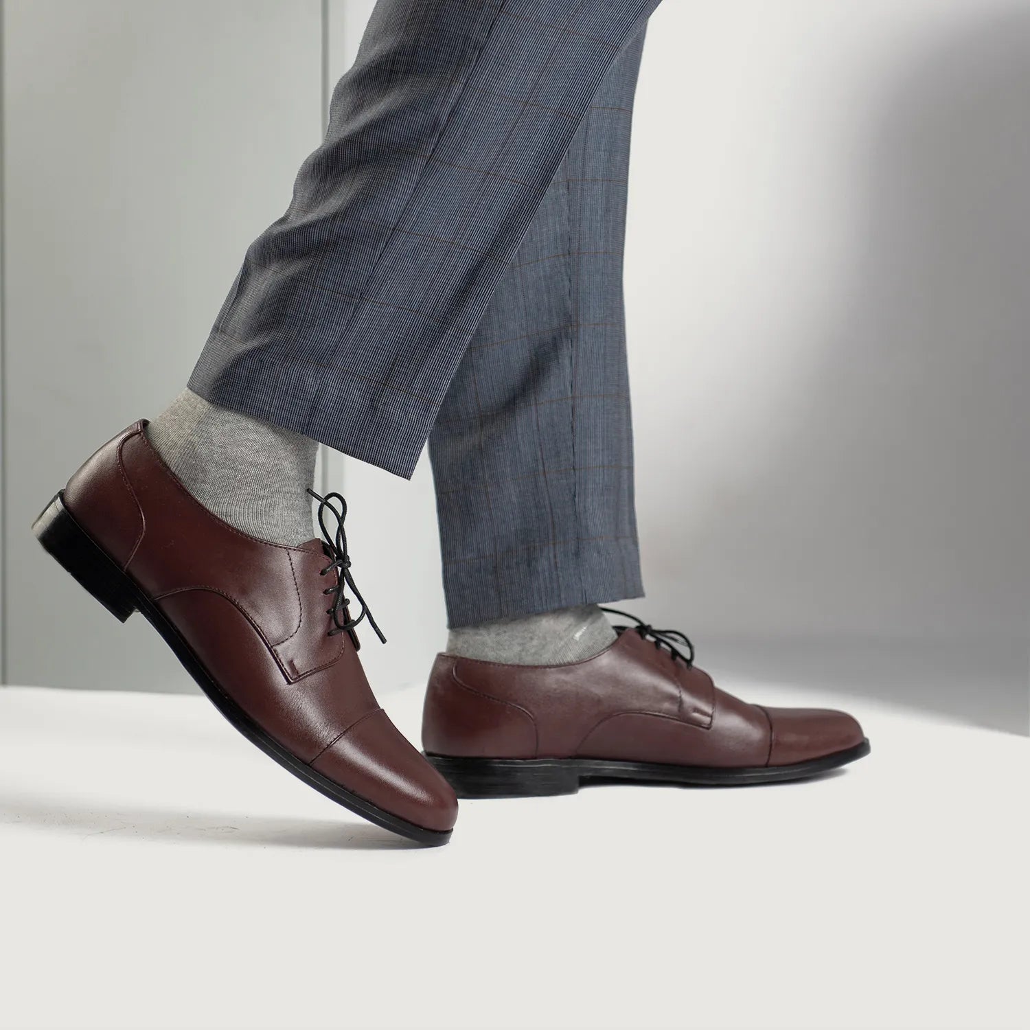 Attorney Derby Maroon Leather Shoes
