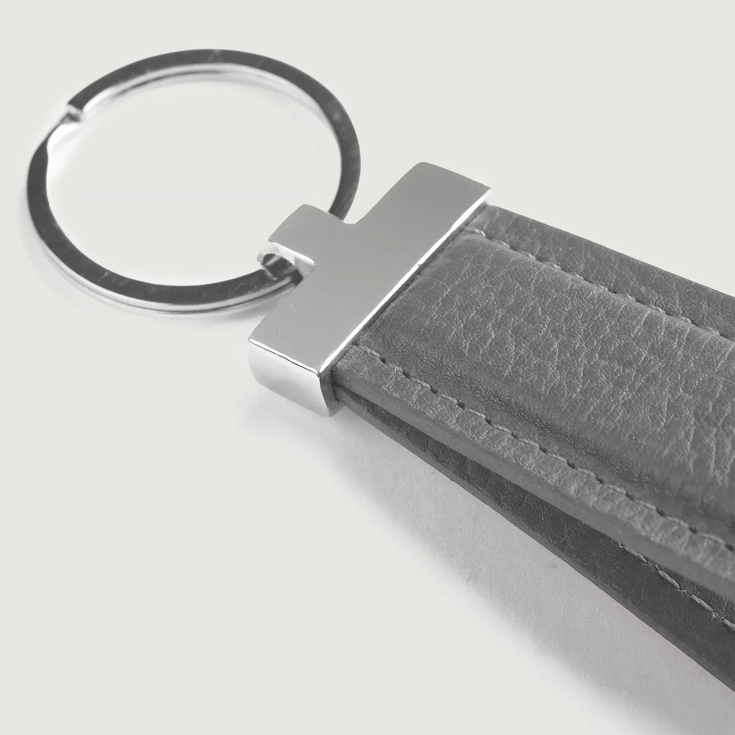 Elroy Grey Leather Keychain